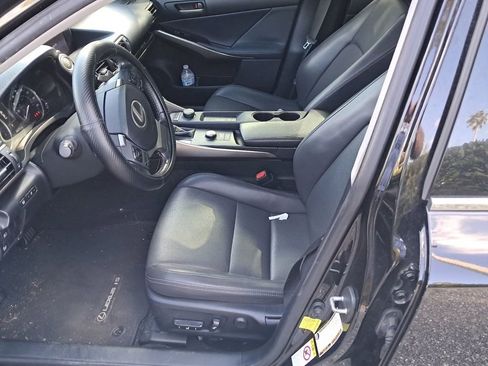 Used 2018 Lexus IS 300 w/ Accessory Package 2 image 5