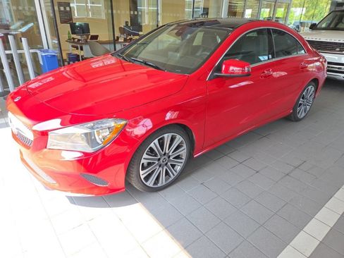 Used 2019 Mercedes-Benz CLA 250 4MATIC image 1