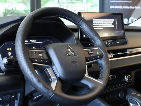 New 2026 Mitsubishi Outlander SEL AWD/4WD image 35