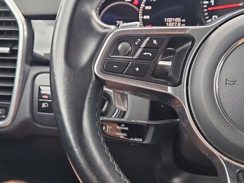 Used 2019 Porsche Cayenne AWD/4WD image 26