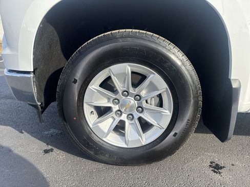 Certified 2024 Chevrolet Silverado 1500 LT image 10