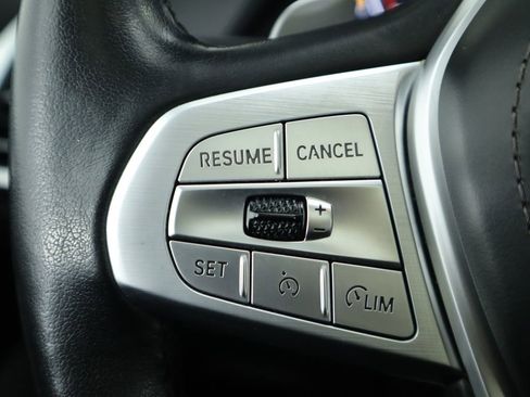 Used 2021 BMW X7 xDrive40i image 11