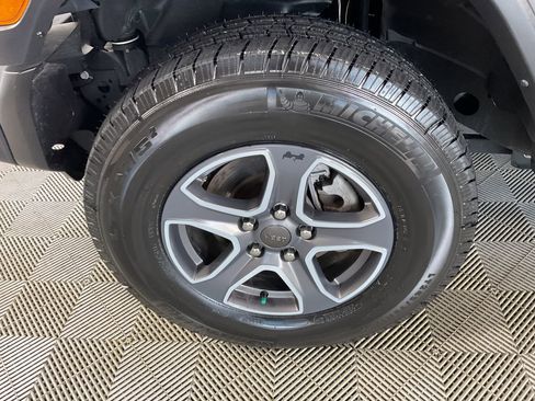 Used 2023 Jeep Wrangler Unlimited Sport w/ Sun And Sound Package AWD/4WD image 5