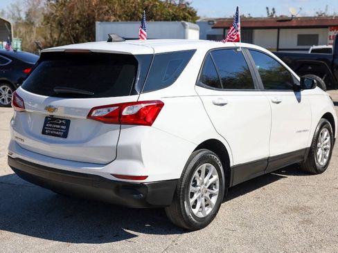 Used 2021 Chevrolet Equinox LS FWD image 8