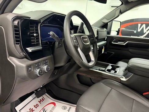 New 2025 GMC Sierra 2500 SLT image 12