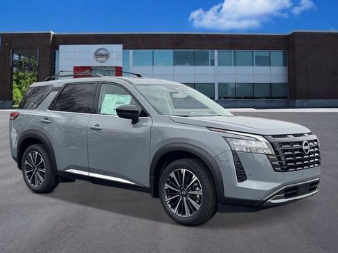 New 2026 Nissan Pathfinder Platinum w/ Lighting Package AWD/4WD image 7