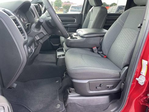 Used 2026 RAM 2500 Big Horn AWD/4WD image 40