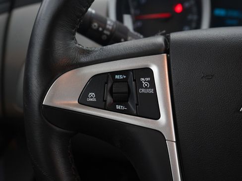 Used 2016 Chevrolet Equinox LTZ w/ Enhanced Convenience Package image 25