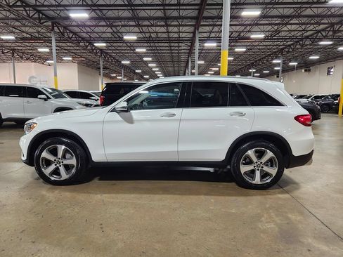 Used 2019 Mercedes-Benz GLC 300 image 7