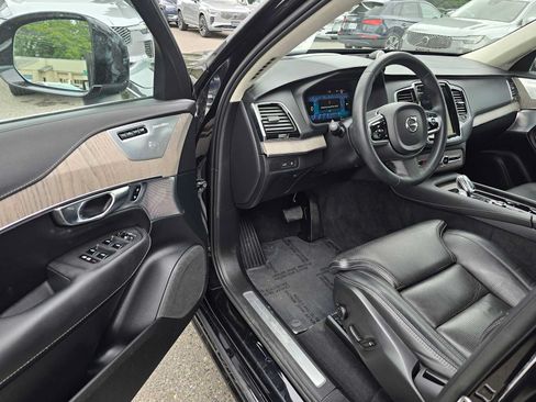Used 2023 Volvo XC90 T8 Ultimate w/ Lounge Package AWD/4WD image 21
