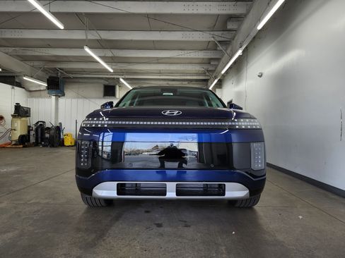 New 2026 Hyundai Ioniq 9 Limited image 23