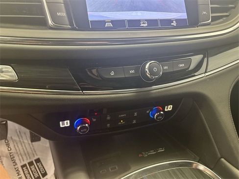 Used 2022 Buick Enclave Essence w/ Experience Buick Package image 19