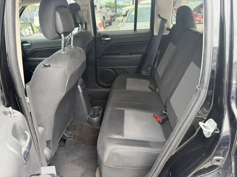 Used 2014 Jeep Patriot Sport w/ Power Value Group AWD/4WD image 14