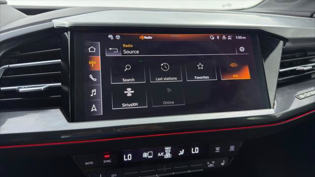 Used 2023 Audi Q4 e-tron Premium Plus w/ Premium Plus AWD/4WD image 32