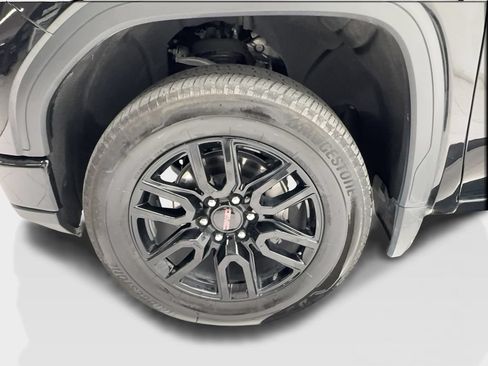 Used 2025 GMC Sierra 1500 Elevation RWD image 16