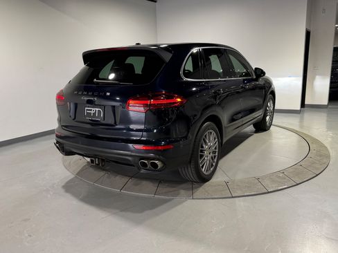 Used 2016 Porsche Cayenne S AWD/4WD image 7