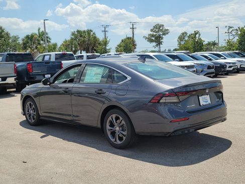 New 2026 Honda Accord EX-L image 5