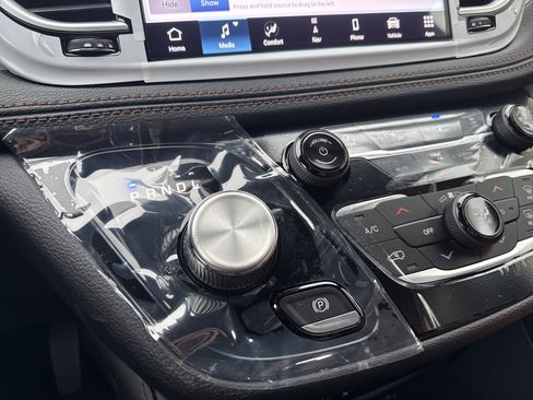 New 2026 Chrysler Pacifica Pinnacle image 26