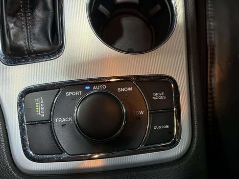Used 2021 Jeep Grand Cherokee SRT AWD/4WD image 35