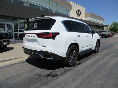 Used 2024 Lexus LX 600 F Sport AWD/4WD image 10