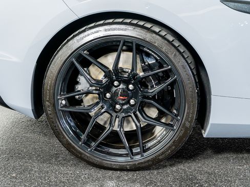 Used 2025 Chevrolet Corvette Z06 image 9