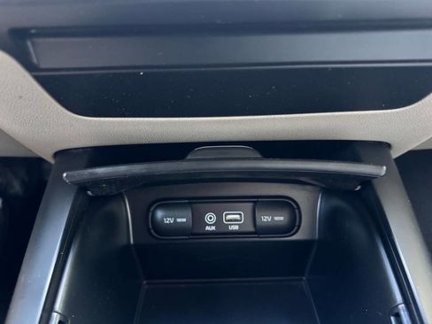 Used 2016 Kia Sorento FWD image 37