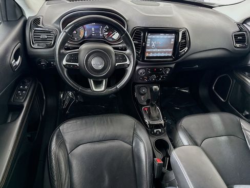 Used 2018 Jeep Compass Limited w/ Navigation Group image 17