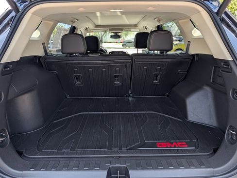 Used 2023 GMC Terrain Denali w/ Black Diamond Edition AWD/4WD image 18