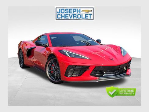 Used 2024 Chevrolet Corvette Stingray Coupe w/ Battery Protection Package RWD image 1