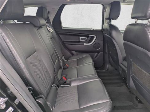 Used 2019 Land Rover Discovery Sport SE AWD/4WD image 18