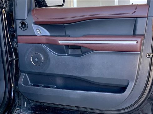Certified 2022 Ford Expedition Limited AWD/4WD image 22