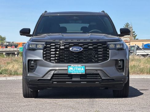 New 2026 Ford Explorer ST-Line w/ ST-Line Street Pack AWD/4WD image 10