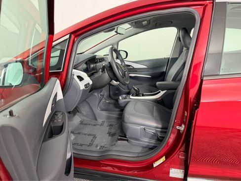 Used 2017 Chevrolet Bolt Premier w/ Driver Confidence II Package image 10