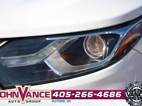 Used 2020 Chevrolet Equinox LS image 4