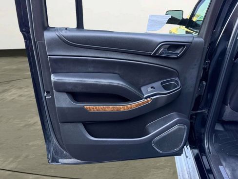 Used 2015 Chevrolet Suburban LTZ AWD/4WD image 20
