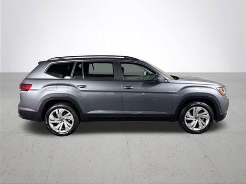 Certified 2023 Volkswagen Atlas SE w/ Panoramic Sunroof Package AWD/4WD image 5