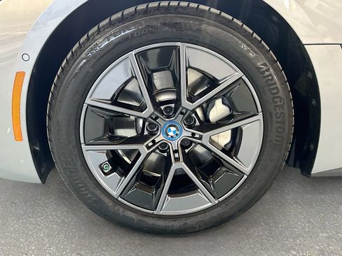Used 2024 BMW i4 eDrive35 w/ Premium Package RWD image 32
