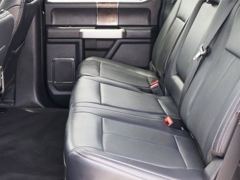 Used 2022 Ford F250 Lariat w/ Lariat Ultimate Package AWD/4WD image 22