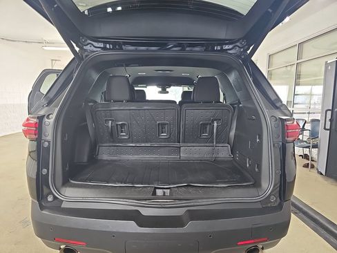 Used 2023 Chevrolet Traverse LT w/ LPO, Floor Liner Package AWD/4WD image 17