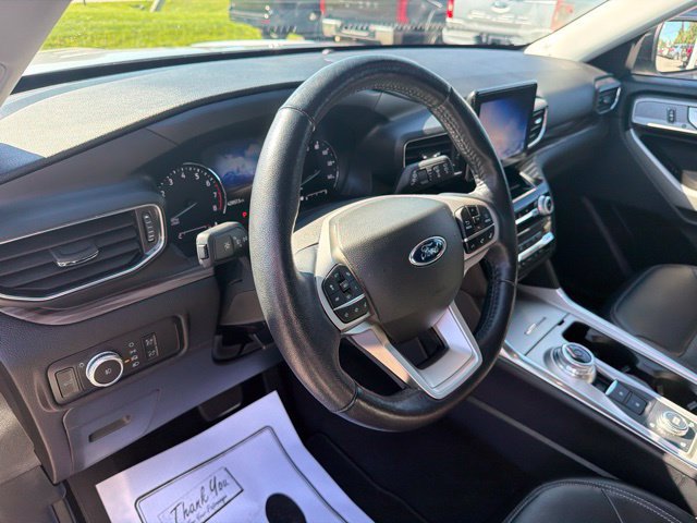 Used 2022 Ford Explorer Limited AWD/4WD image 21