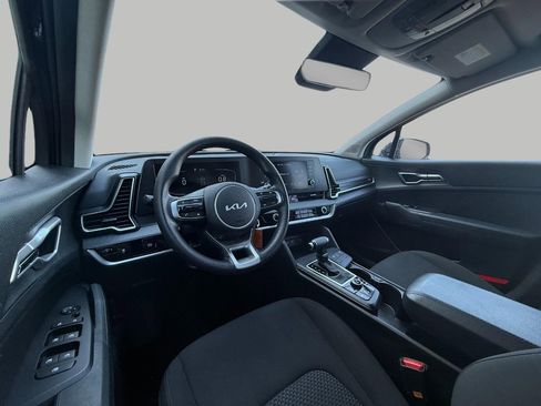 Certified 2025 Kia Sportage LX image 24