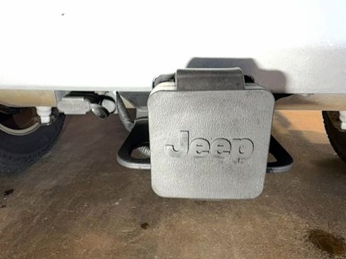 Used 2015 Jeep Wrangler Sahara w/ Connectivity Group image 53