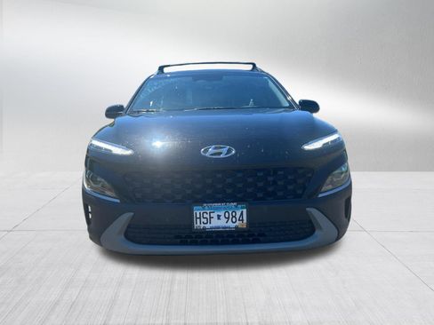 Used 2022 Hyundai Kona SEL w/ Convenience Package AWD/4WD image 2