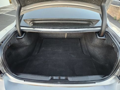 Used 2011 Dodge Charger SE RWD image 12