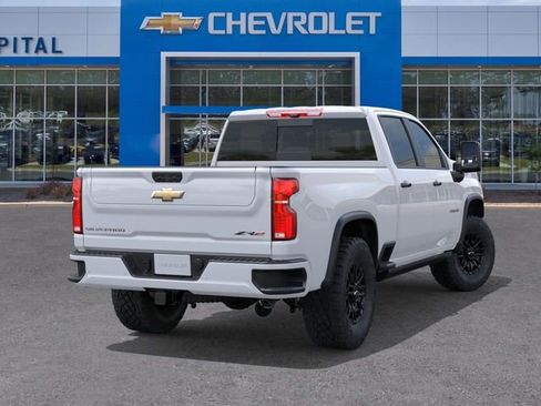 New 2026 Chevrolet Silverado 2500 ZR2 AWD/4WD image 4