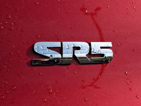 Used 2024 Toyota 4Runner SR5 AWD/4WD image 34