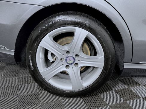 Used 2016 Mercedes-Benz E 350 4MATIC Luxury Wagon image 45