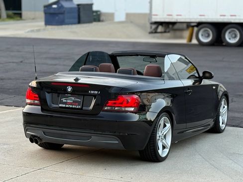 Used 2009 BMW 135i Convertible RWD image 10