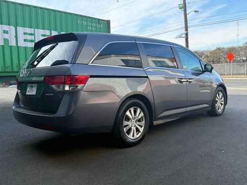 Used 2016 Honda Odyssey SE image 5