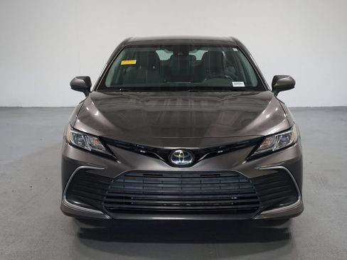 Certified 2023 Toyota Camry LE FWD image 2
